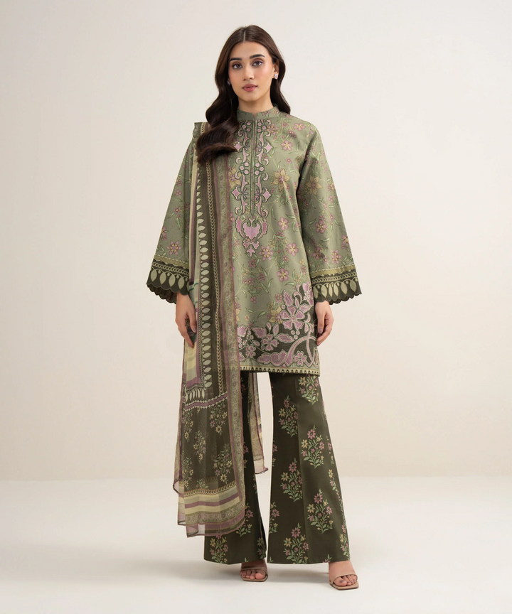 3 Piece - Embroidered Lawn Suit