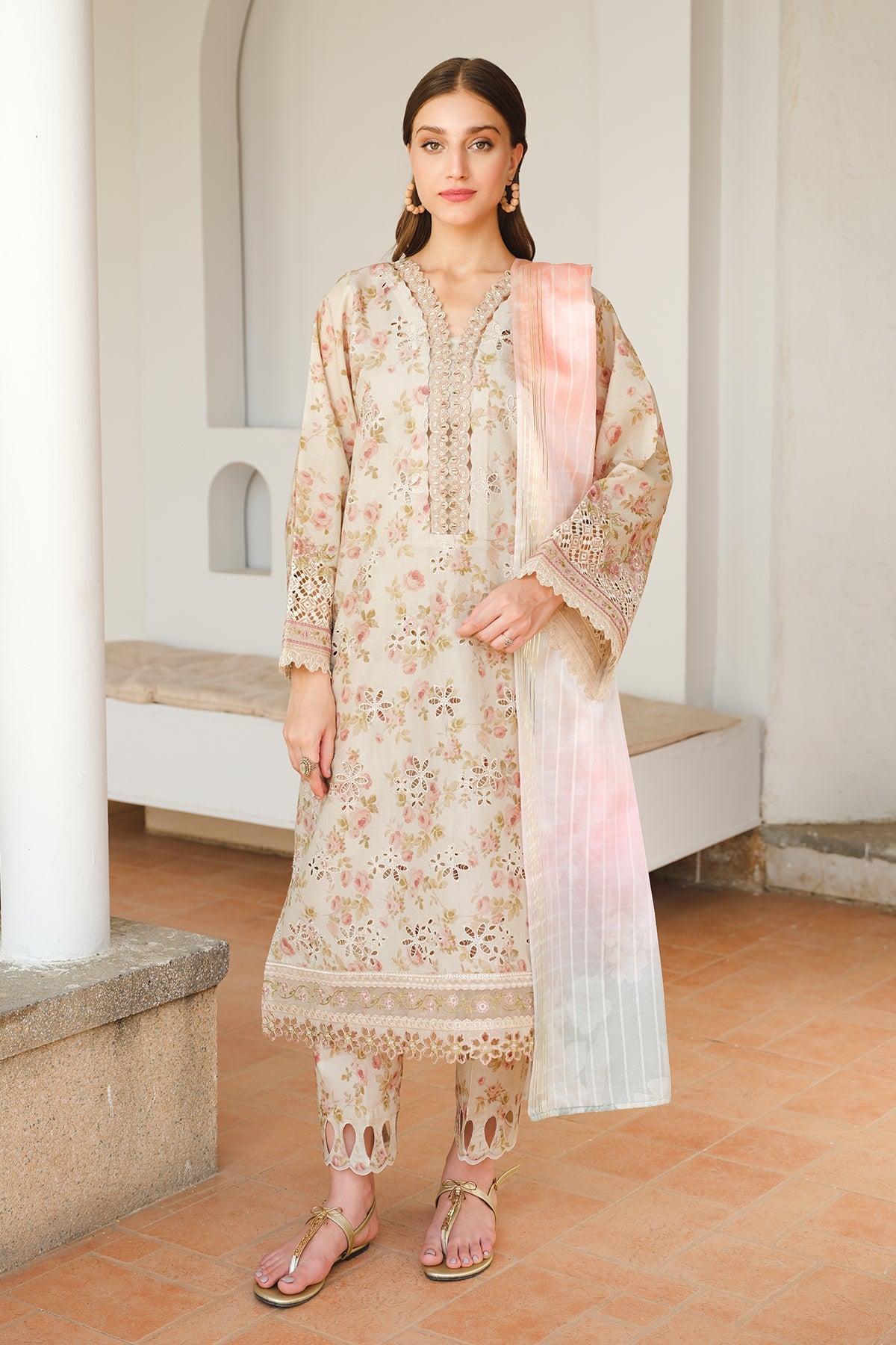 BAROQUE EMBROIDERED PRINTED LAWN UF-656