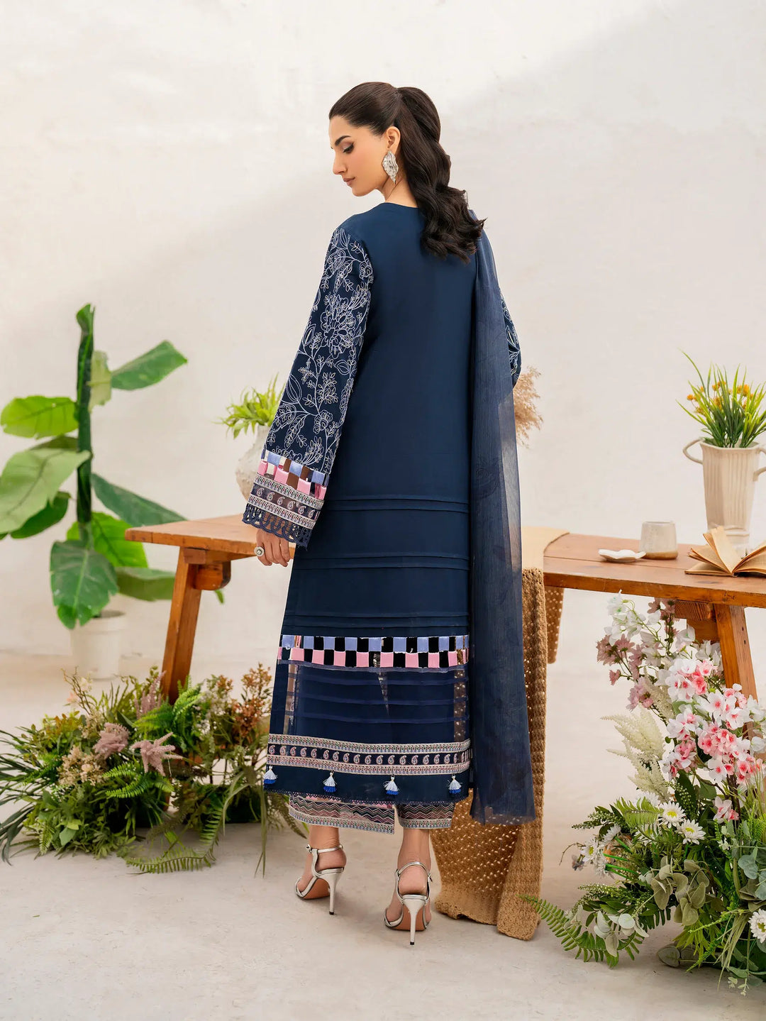 Husn-E-Arah Unstitched Lawn