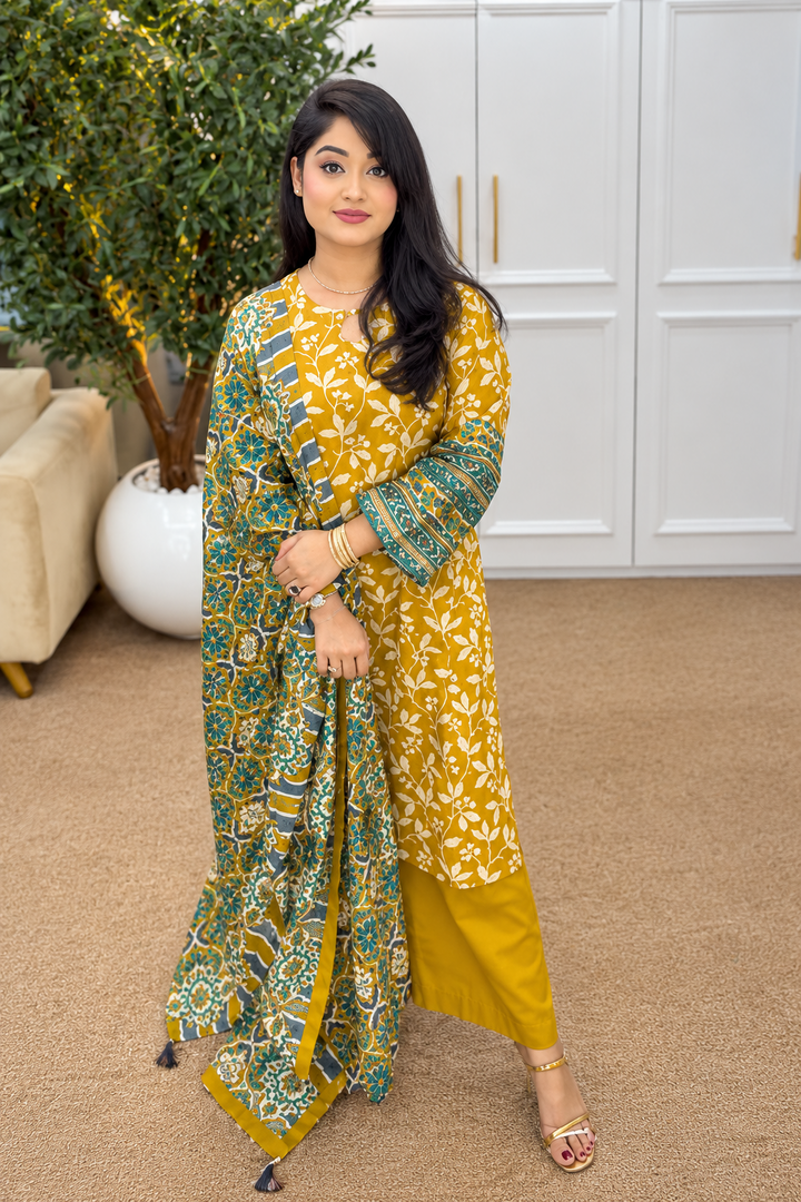 Printed Lawn Stitched 3 Piece Suit