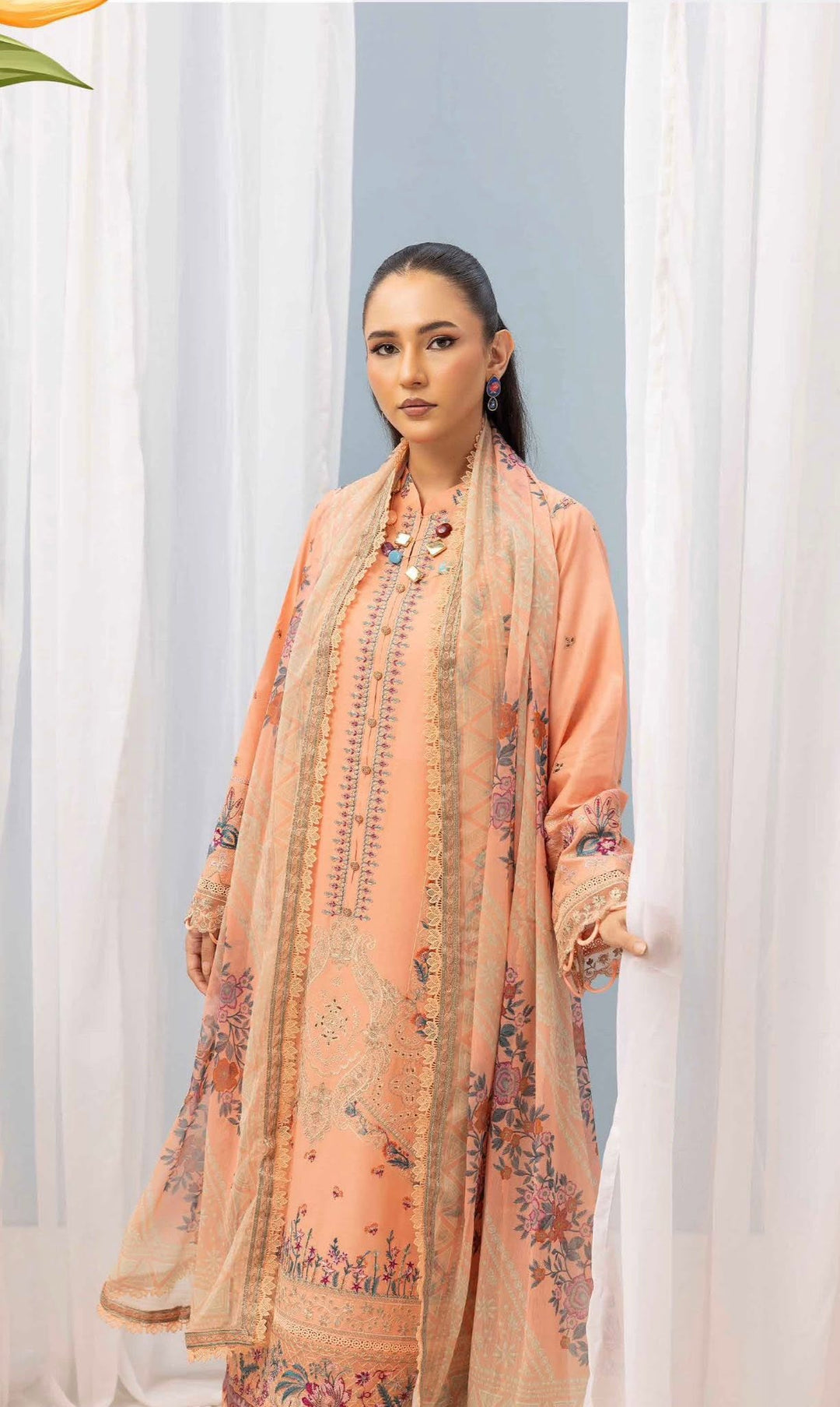 Unstitched Dior Lawn Collection