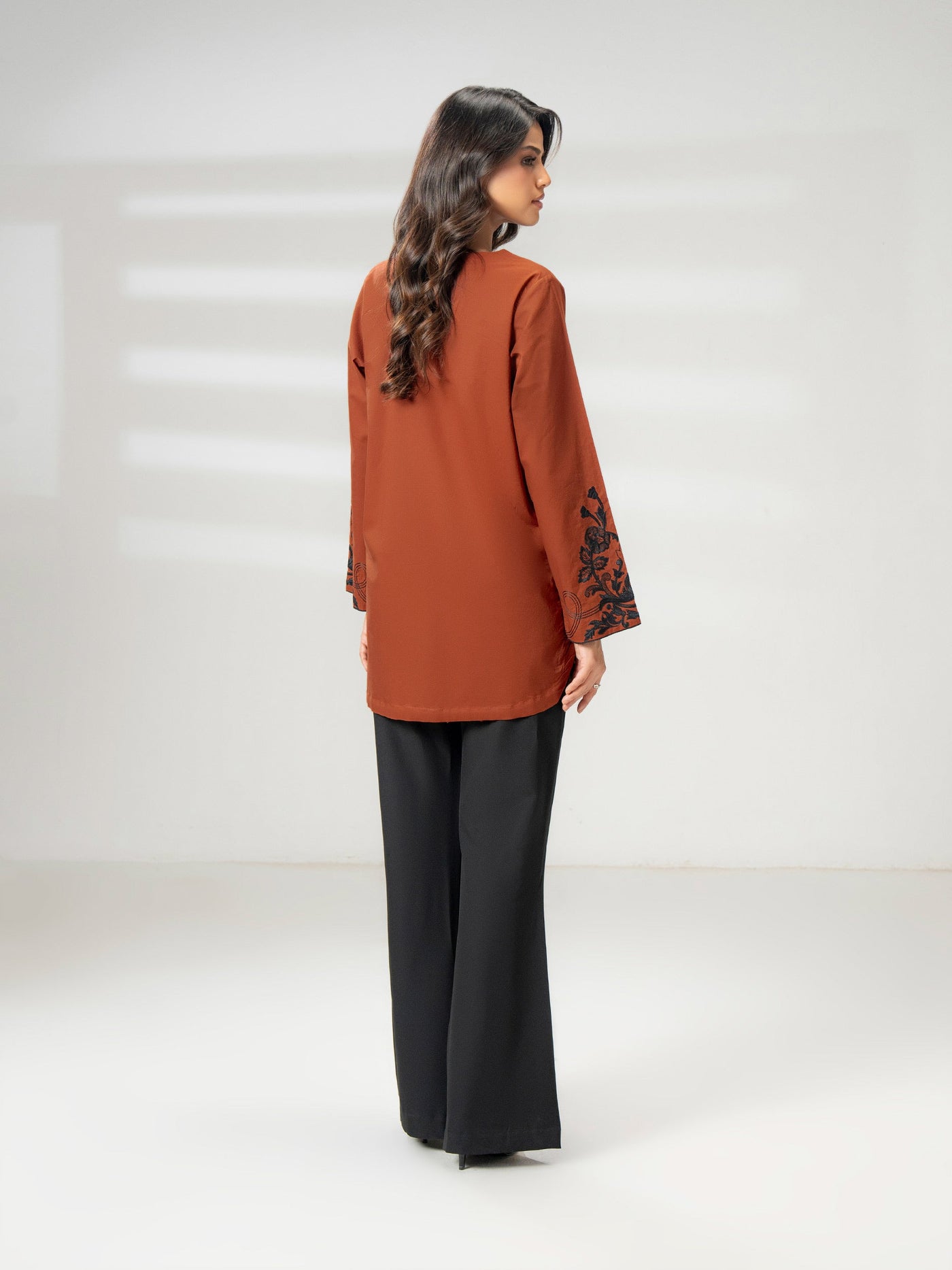 Cambric Kurti-Embroidered (Pret)