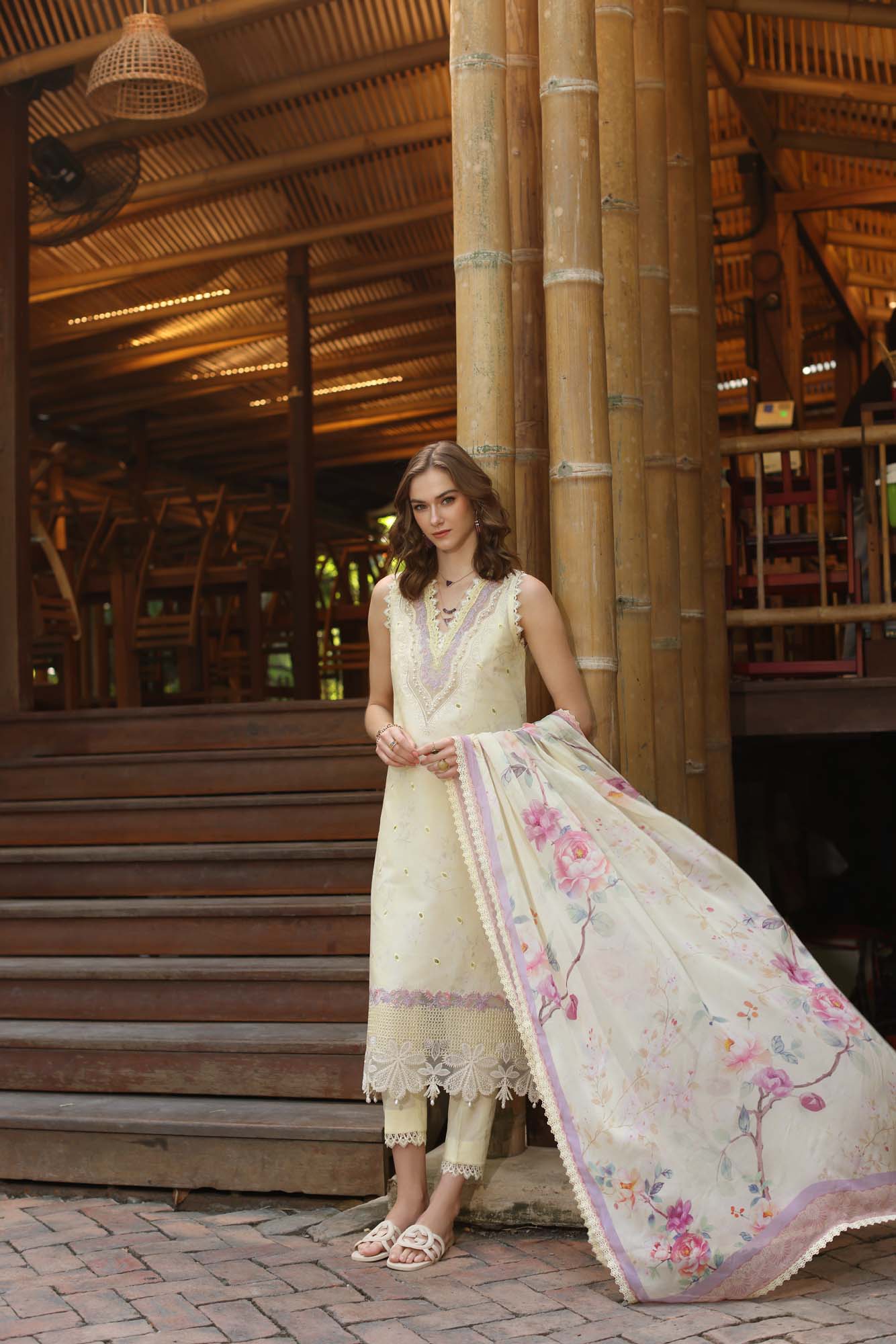 LUXE PRINKARI LAWN