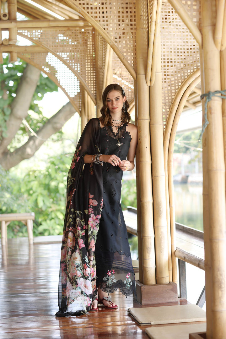 LUXE PRINKARI LAWN