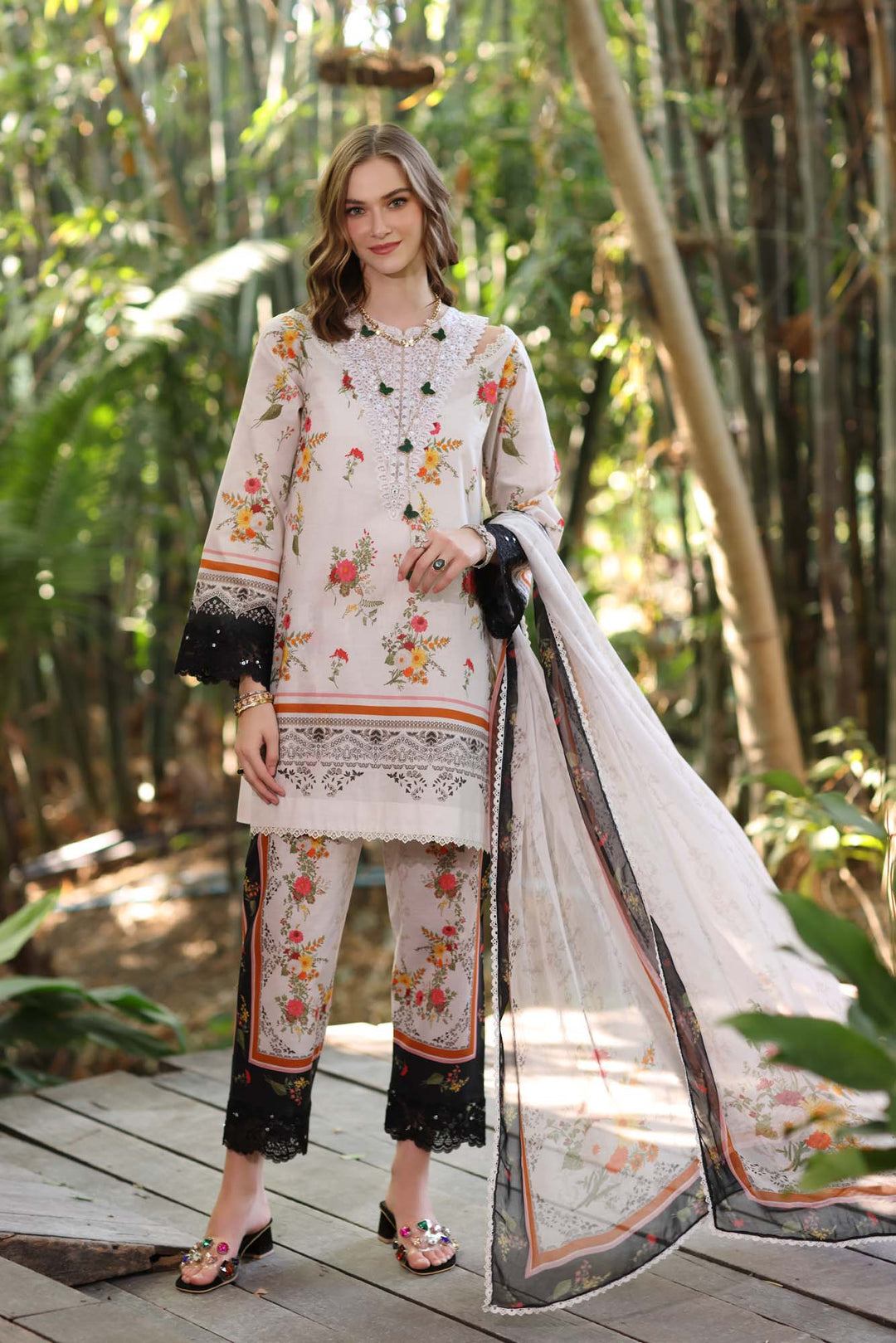 LUXE PRINKARI LAWN