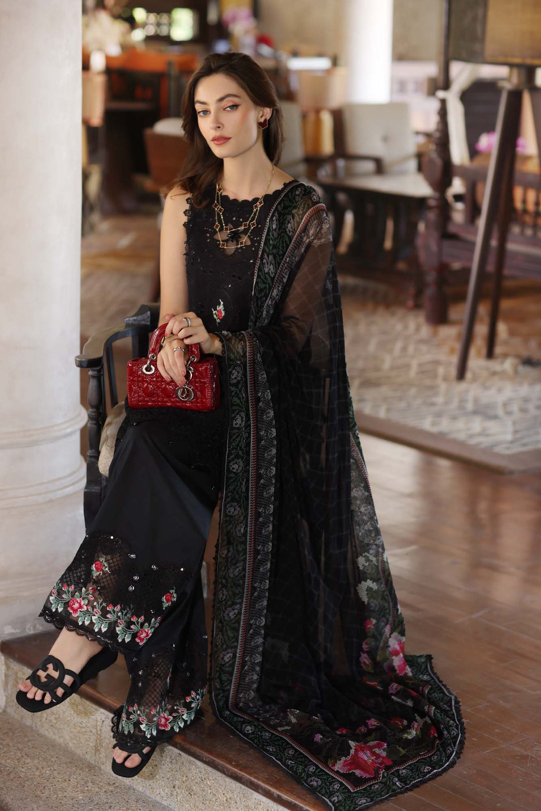 HANDWORK LASERKARI LAWN