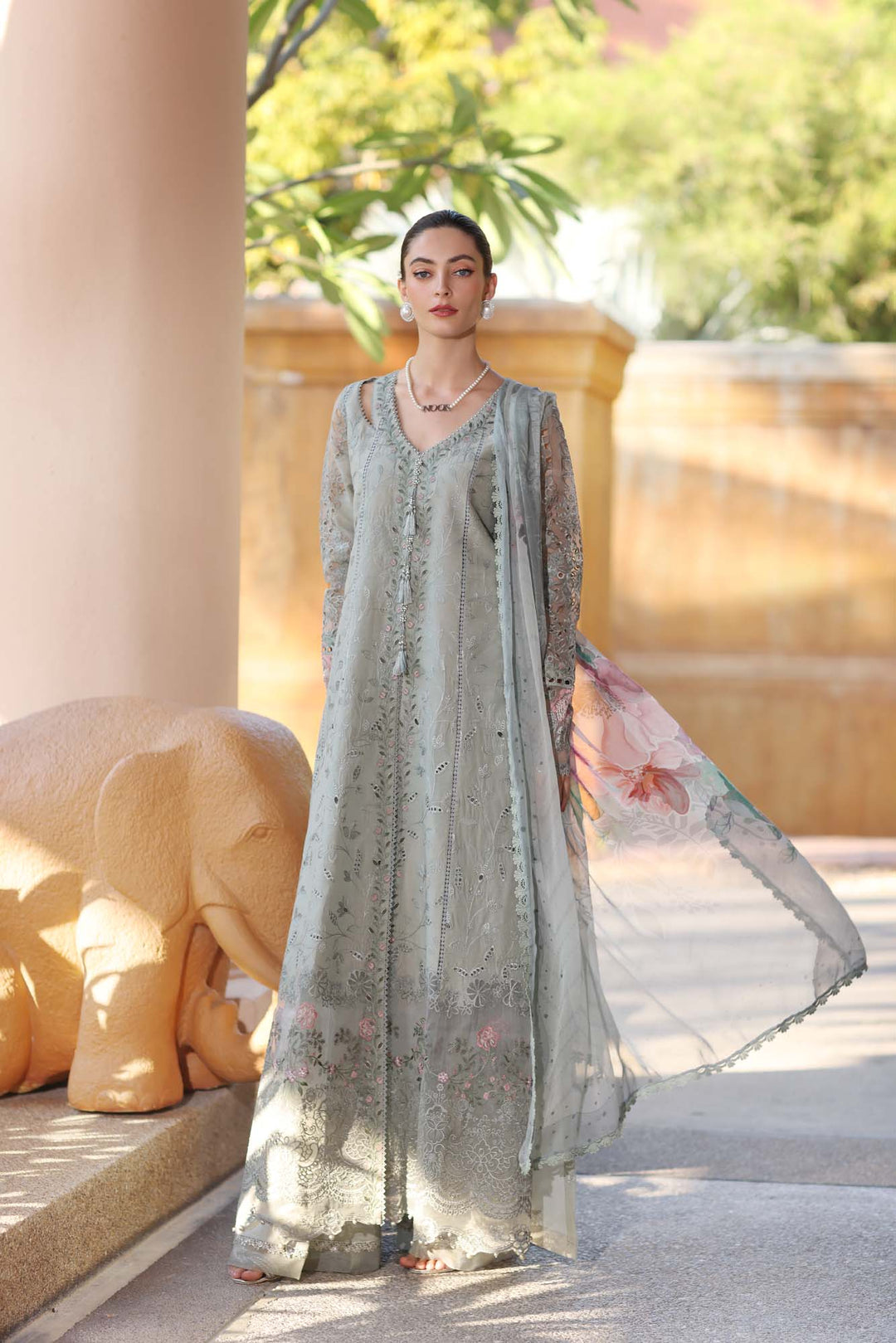 HANDWORK LASERKARI LAWN