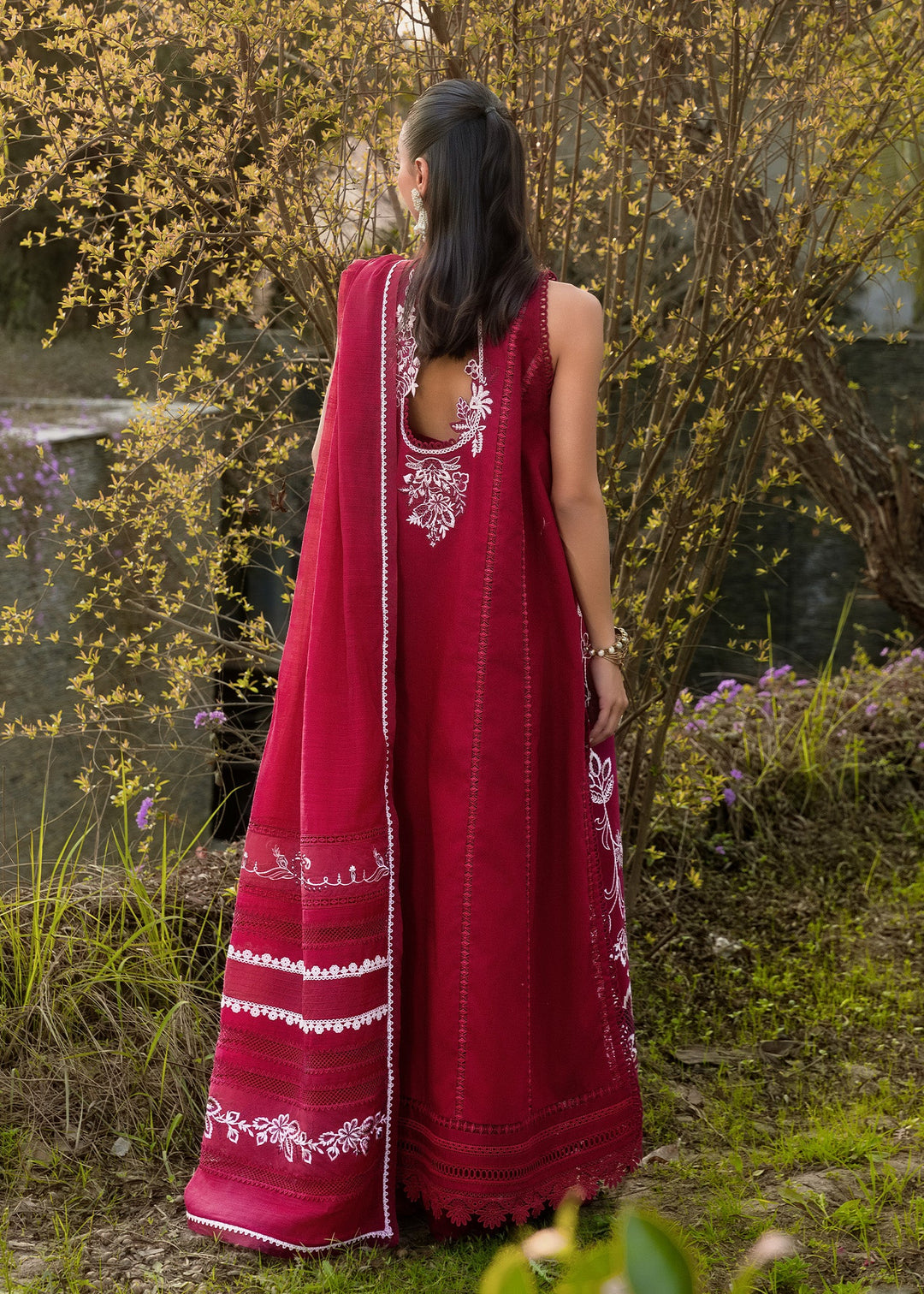 Flow luxury Lawn