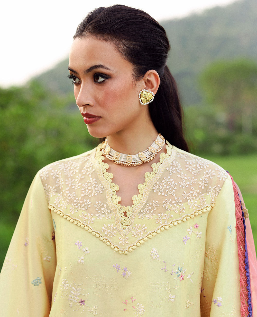 lilas-summer-unstitched-lawn-26