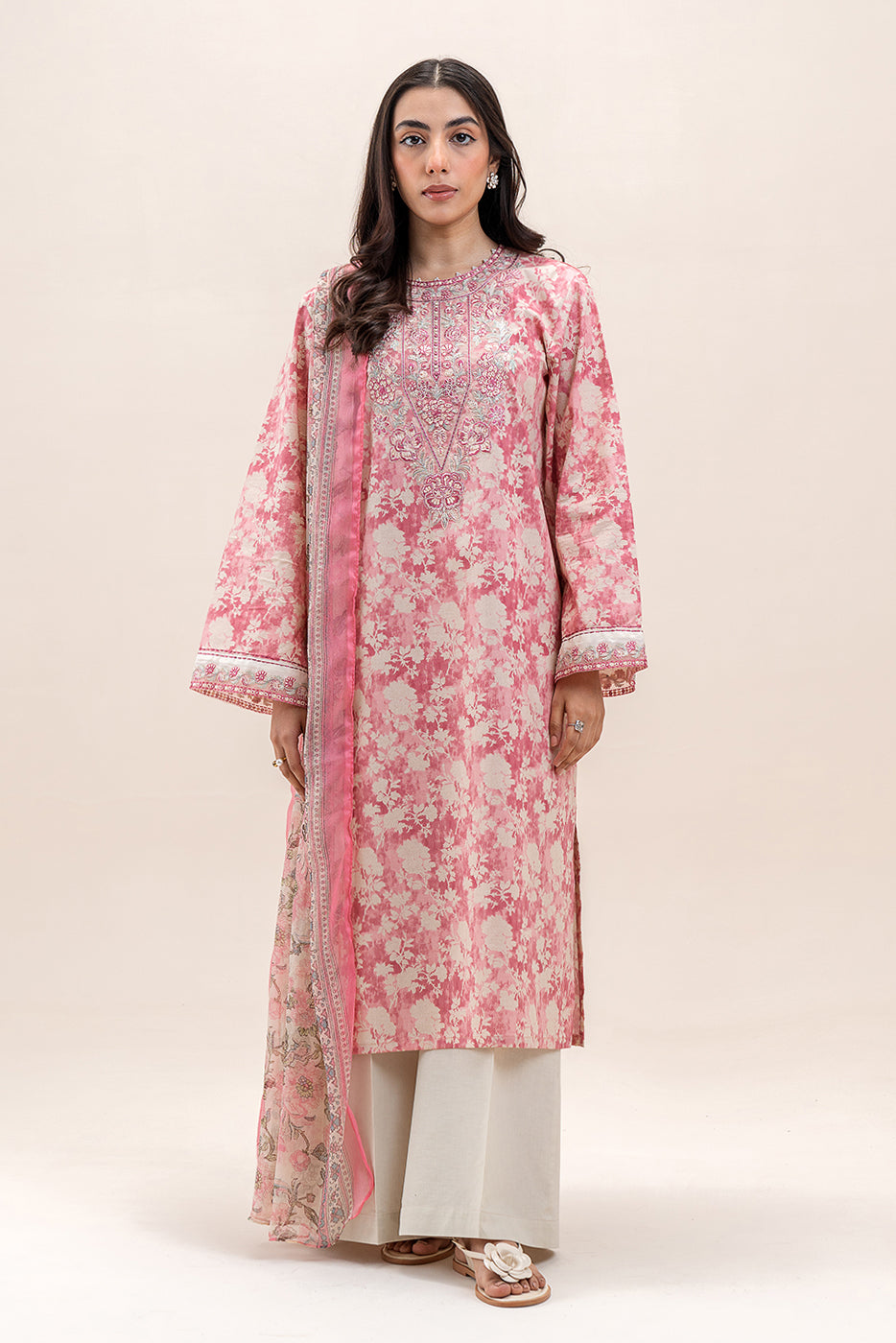 2 PIECE EMBROIDERED LAWN SUIT