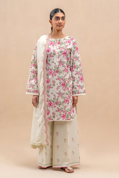 3 PIECE EMBROIDERED LAWN SUIT