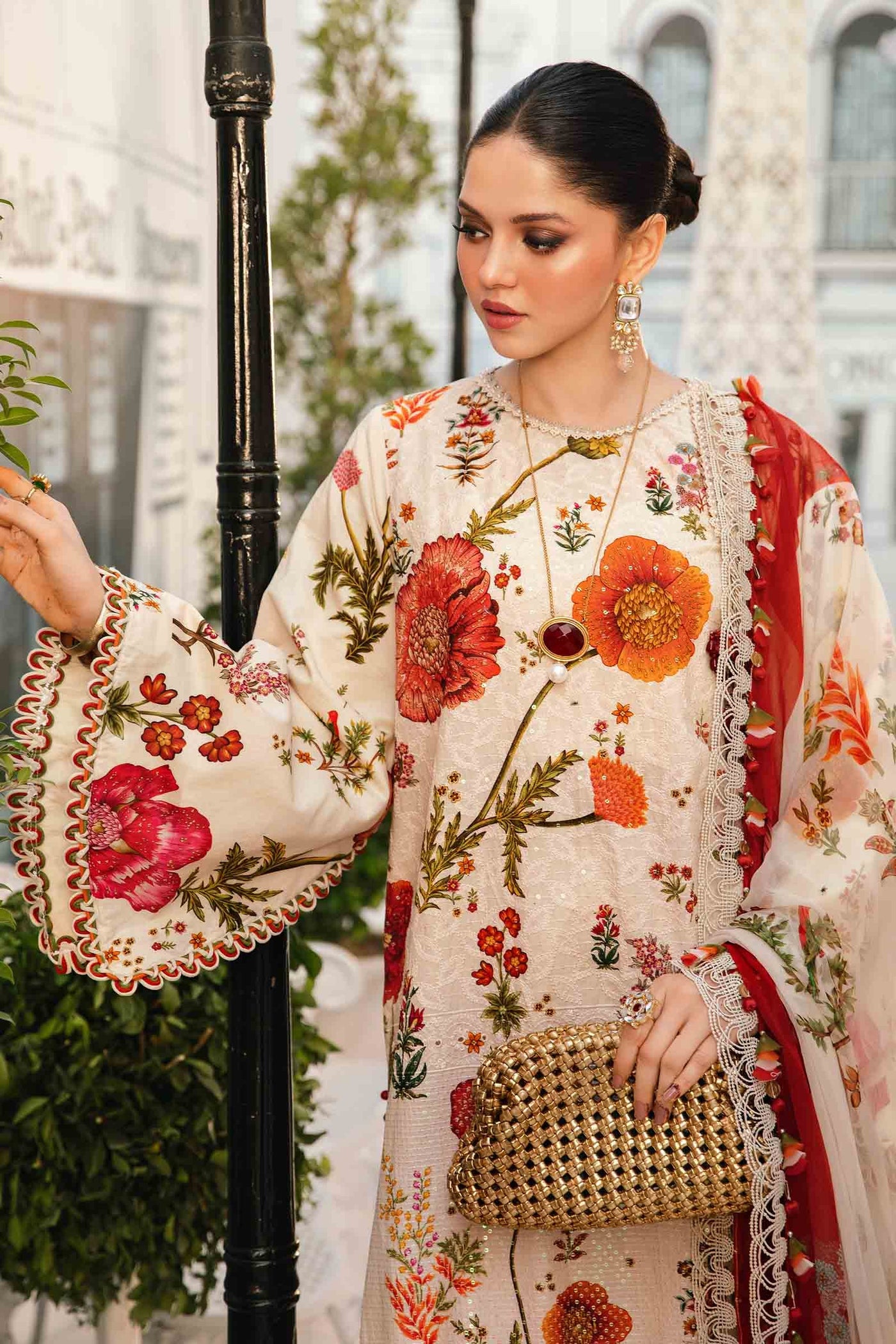 3 Piece Unstitched Embroidered Lawn Suit