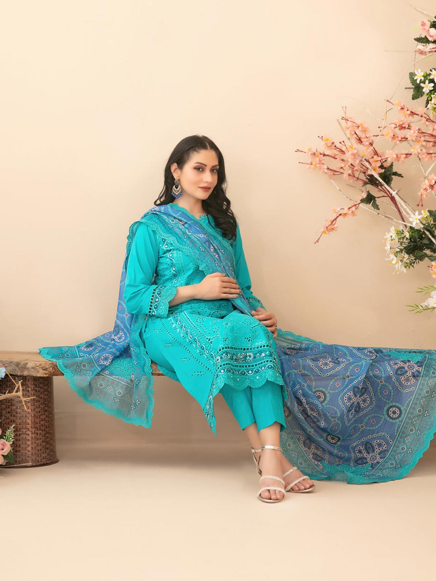 Saiba Semi-Stitched