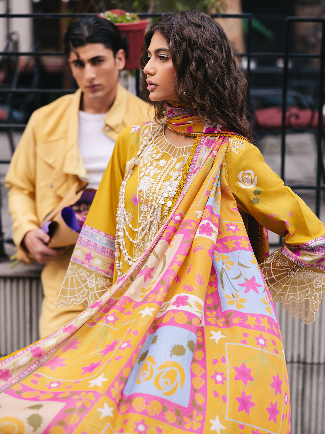 Broadway Luxury Lawn