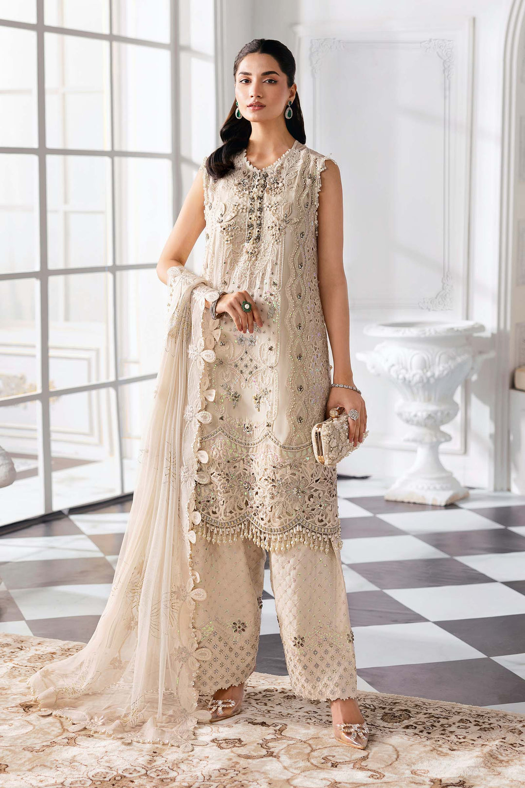 3 Piece Unstitched Embroidered Chiffon Suit