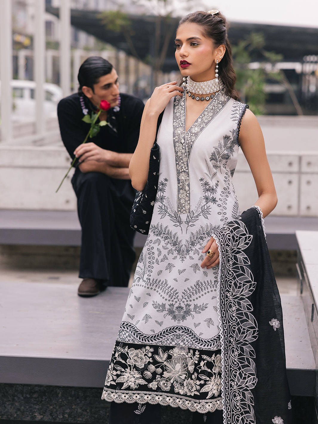 Broadway Luxury Lawn