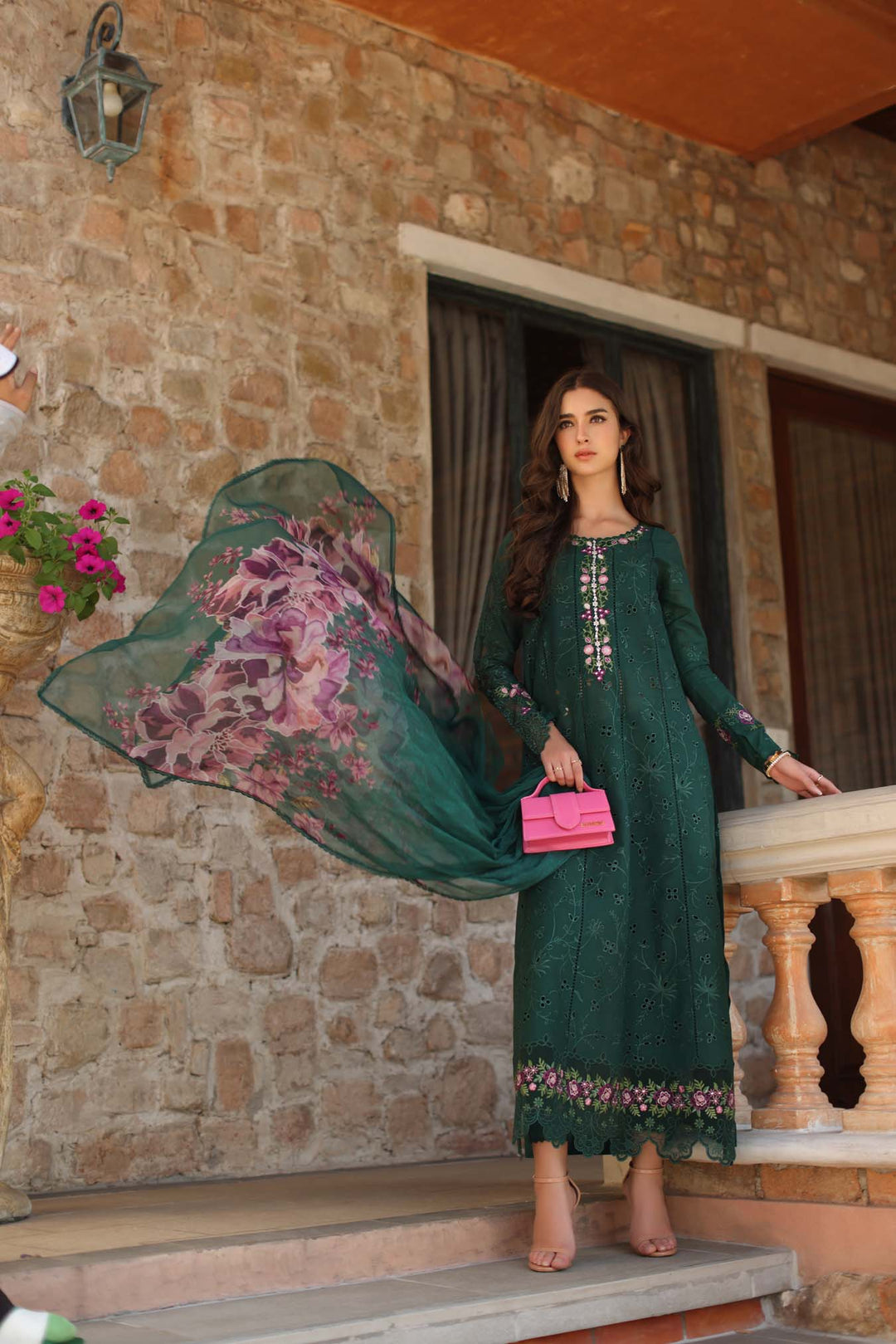 Luxury Schiffli Lawn Laserkar