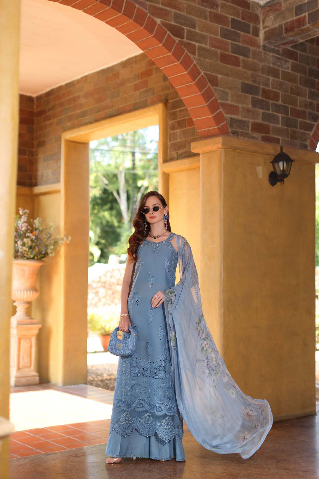 Luxury Schiffli Lawn Laserkar