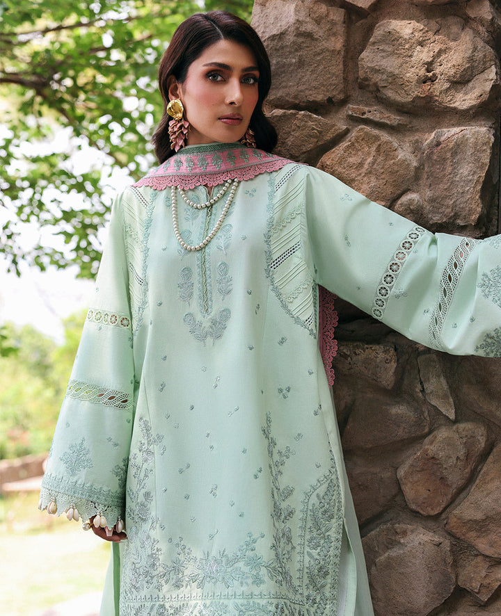 Talia Summer Lawn