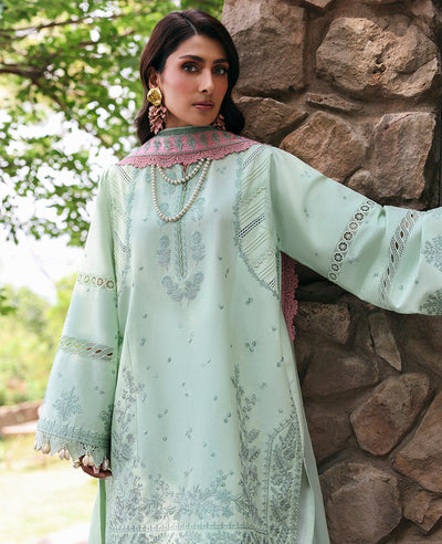 Talia Summer Lawn