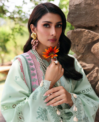 Talia Summer Lawn