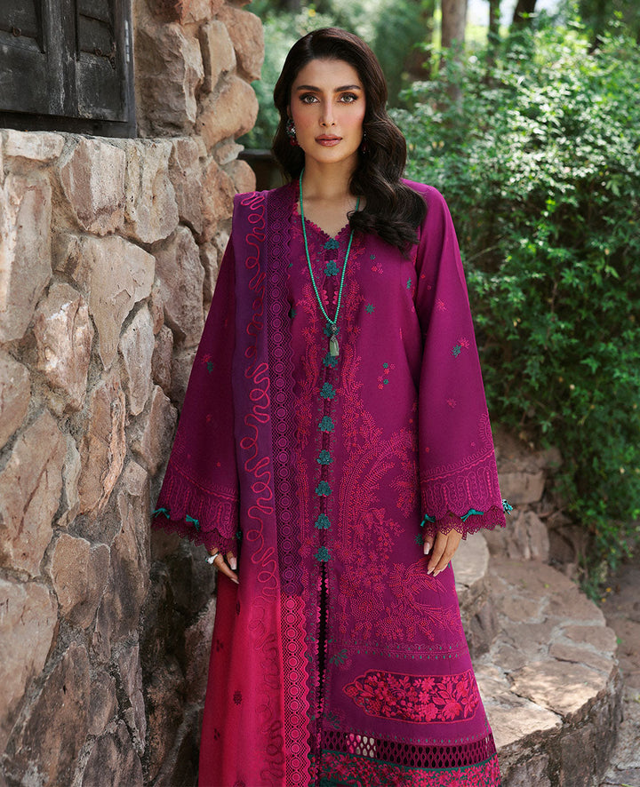 Talia Summer Lawn