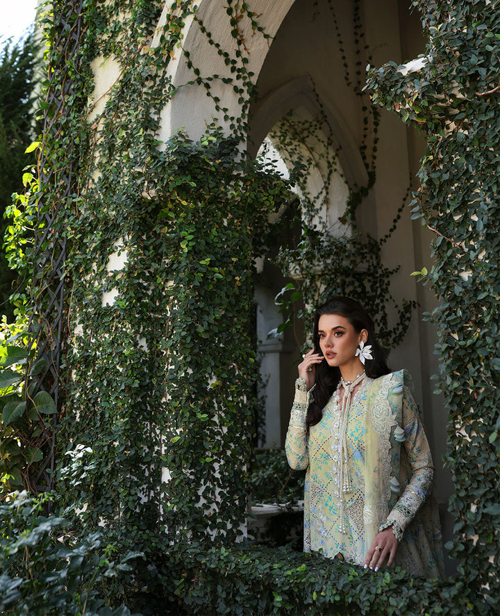 Kalani Luxury Lawn