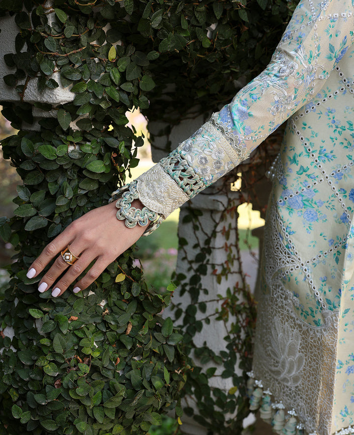Kalani Luxury Lawn