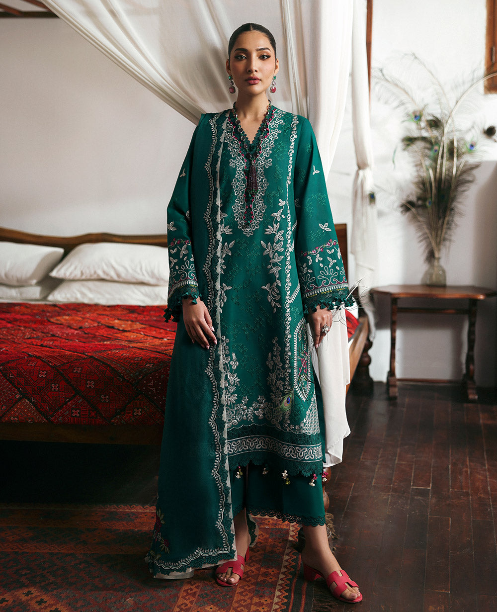 Talia Summer Lawn