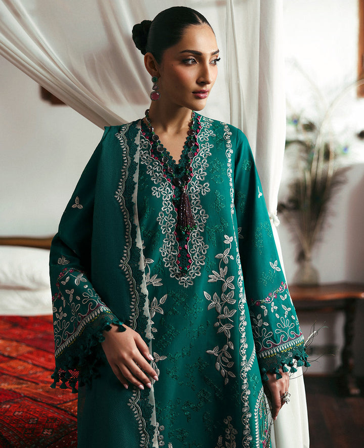 Talia Summer Lawn