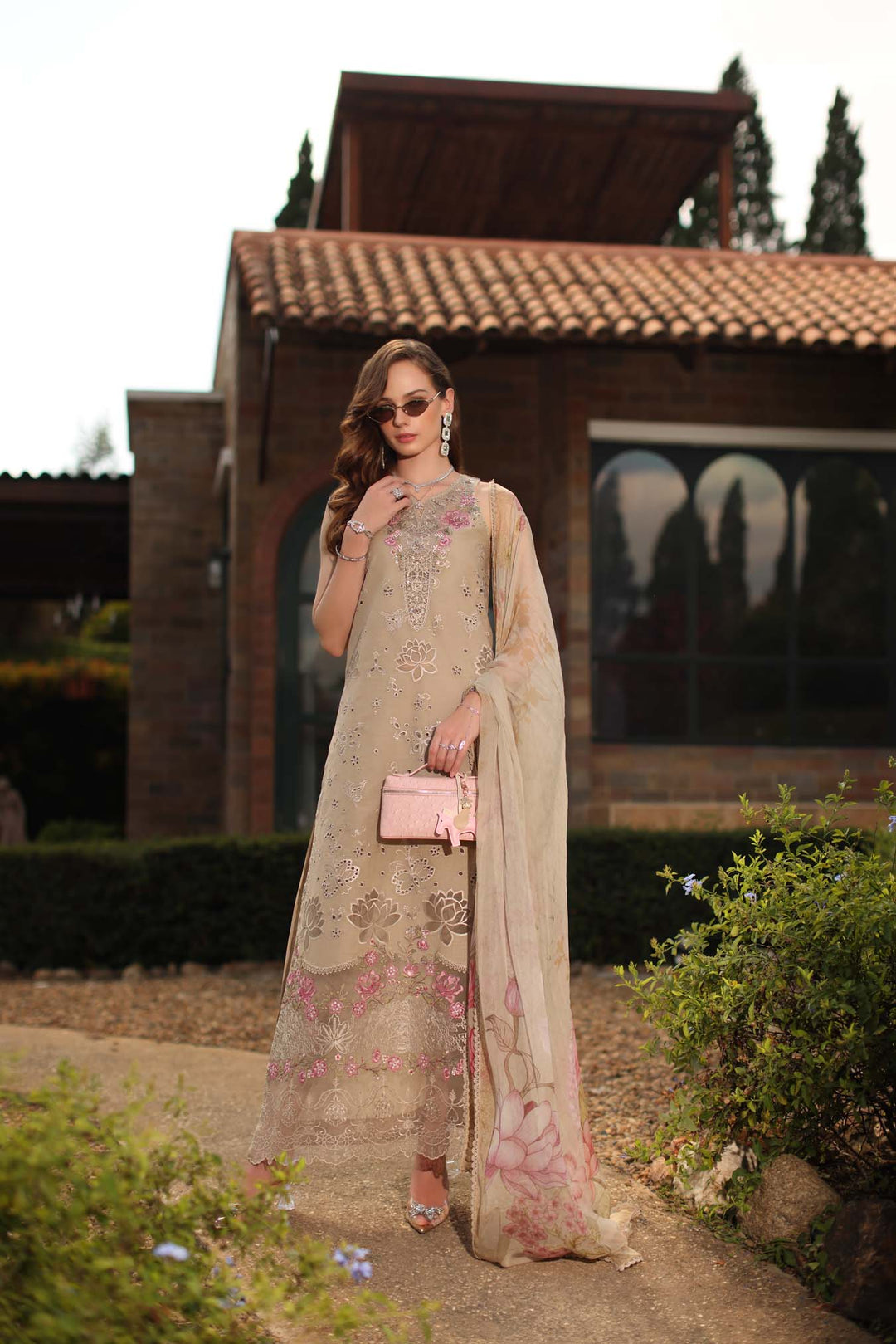 Luxury Schiffli Lawn Laserkar