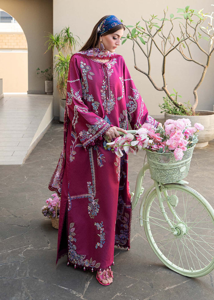 mira-summer-lawn-26