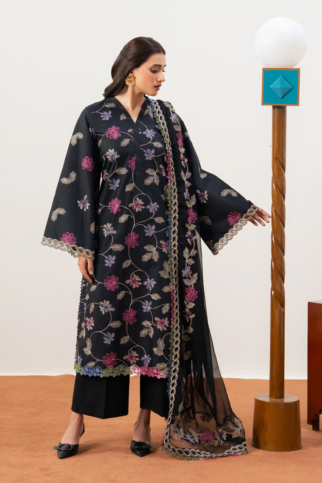 Printed  Unstitched Lawn 3 Pc