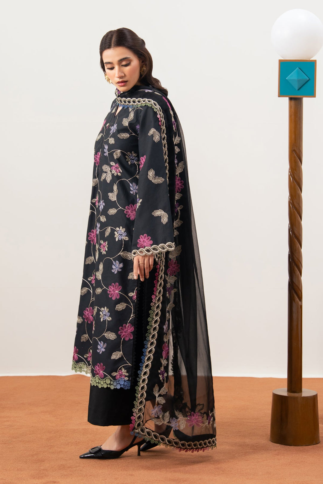 Printed  Unstitched Lawn 3 Pc