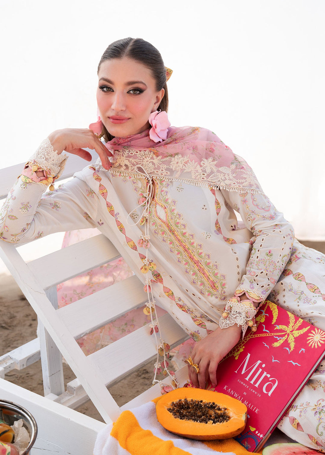 mira-summer-lawn-26