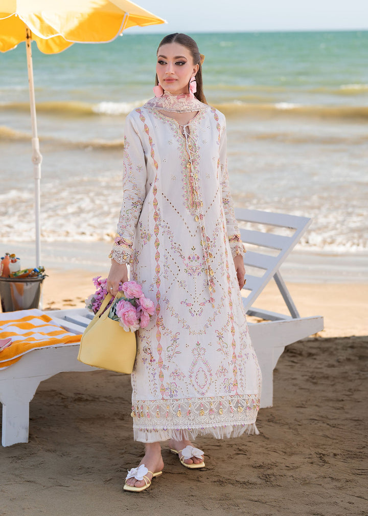 mira-summer-lawn-26