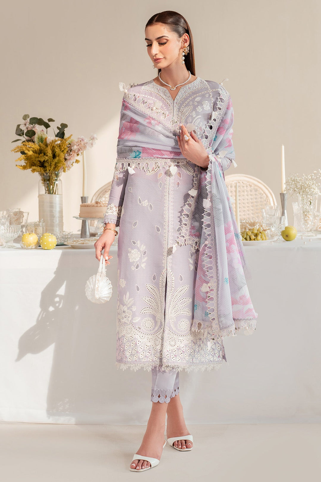 Iris Luxury Lawn