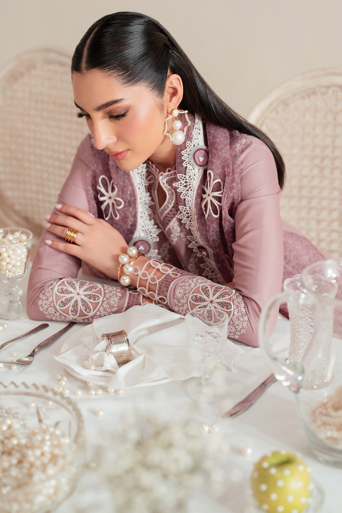 Iris Luxury Lawn