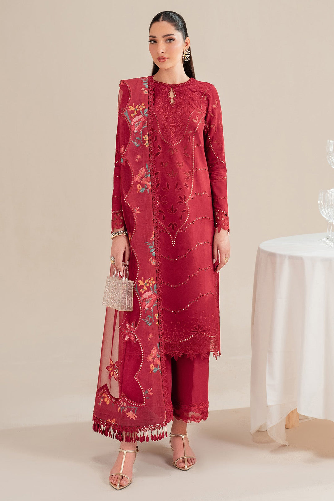 Iris Luxury Lawn