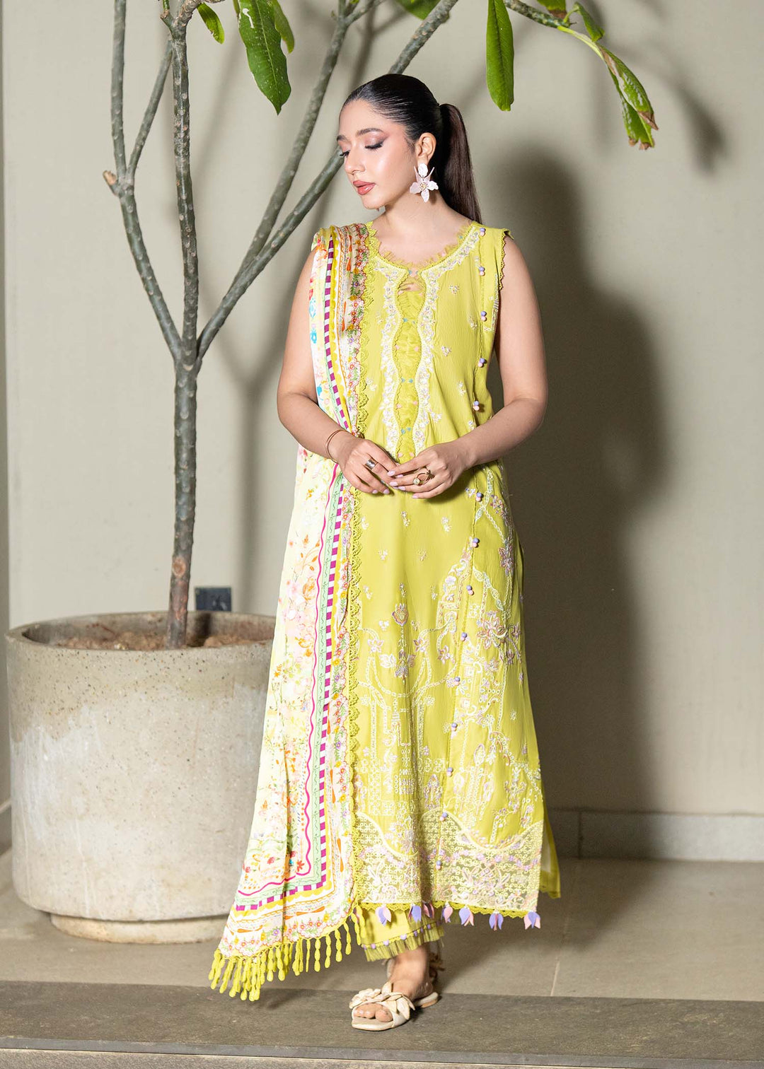 mira-summer-lawn-26