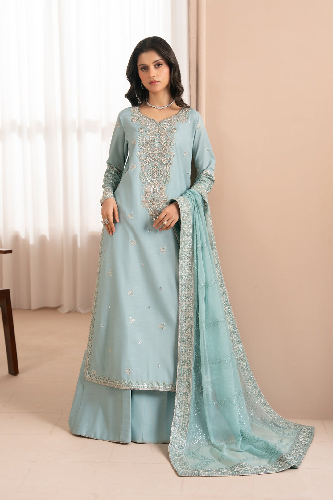 Unstitched Luxury 3 pc