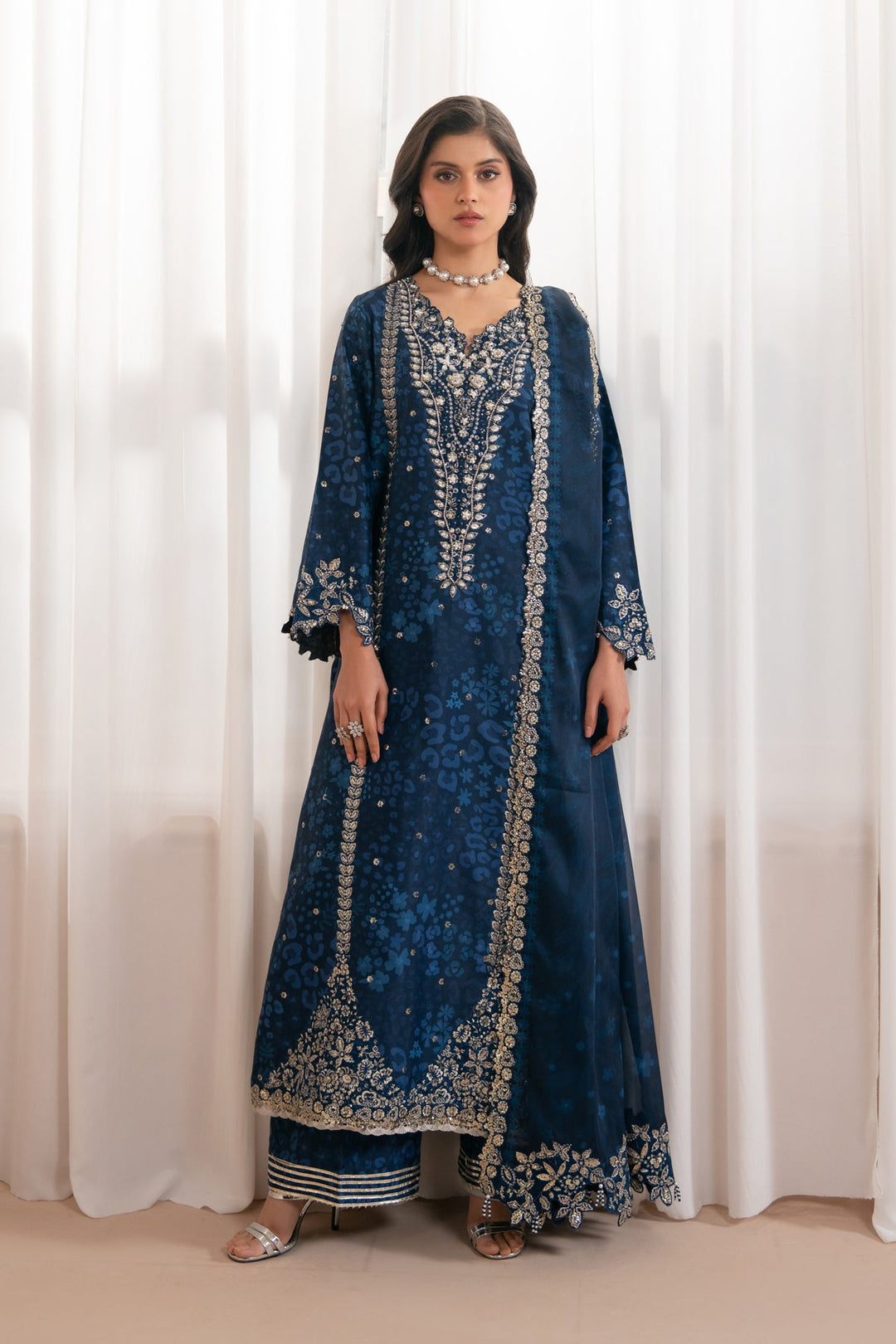 Unstitched Luxury 3 pc