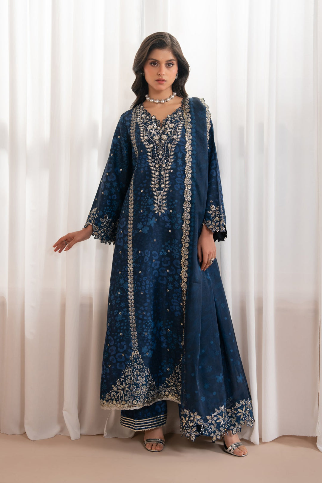 Unstitched Luxury 3 pc