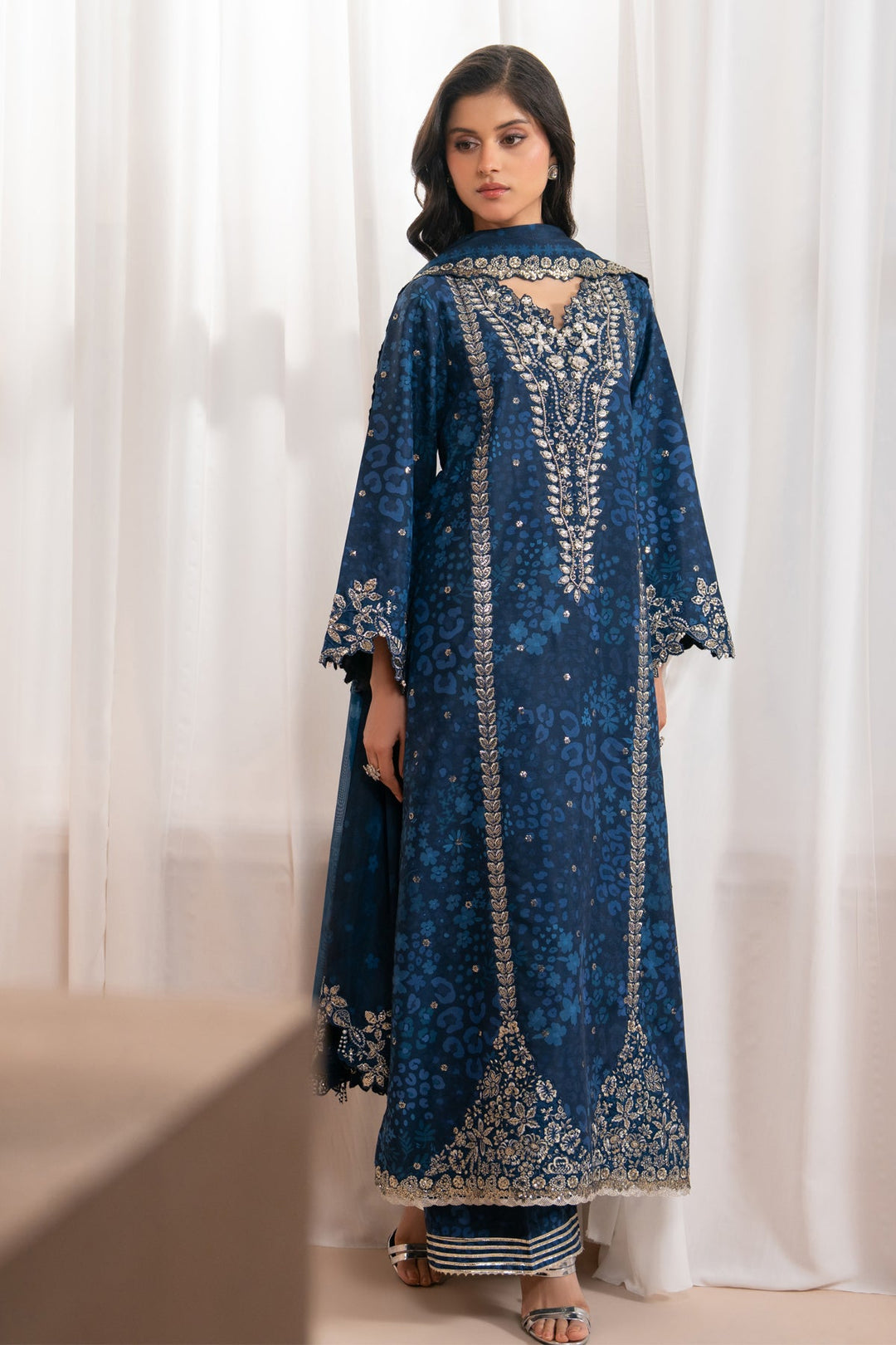 Unstitched Luxury 3 pc