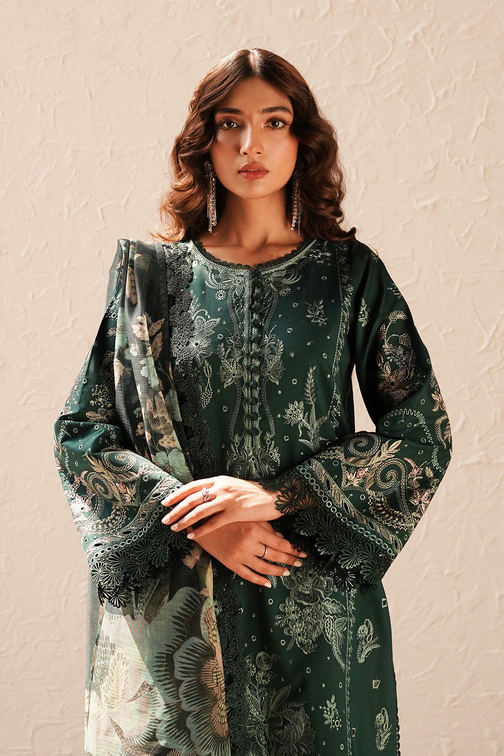 Afrozeh Chikankari Lawn || Viridian