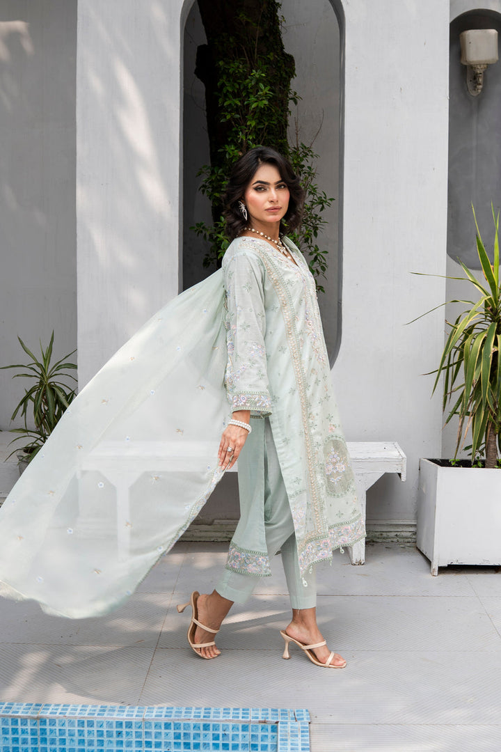 Zainab Fazlani