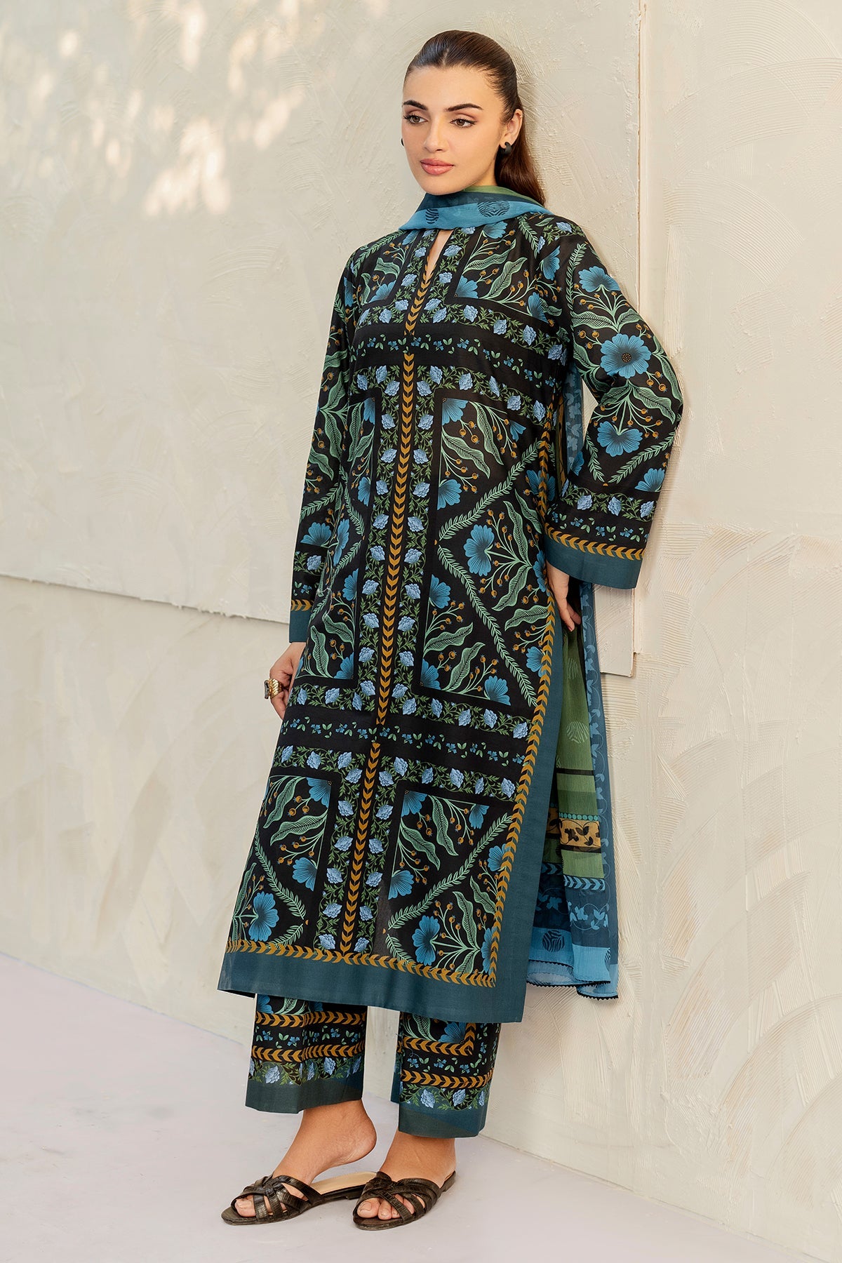Unstitched Digital Printed Lawn