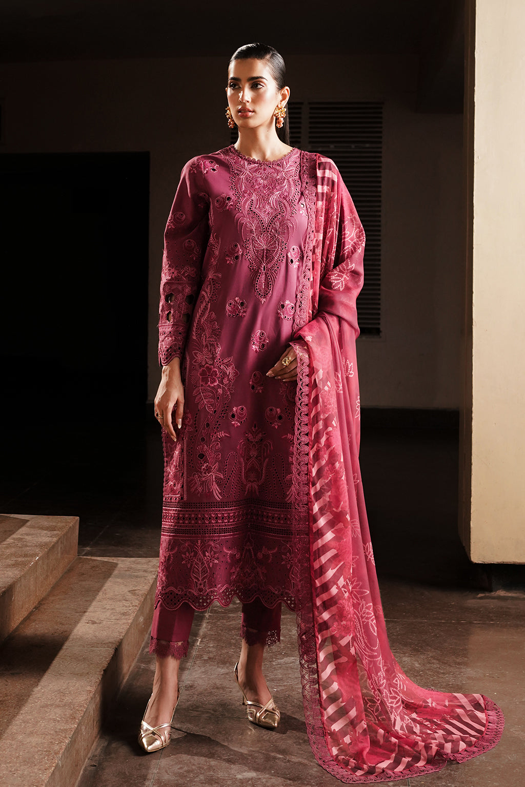 Afrozeh Chikankari Lawn || Cordovan