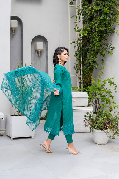Zainab Fazlani