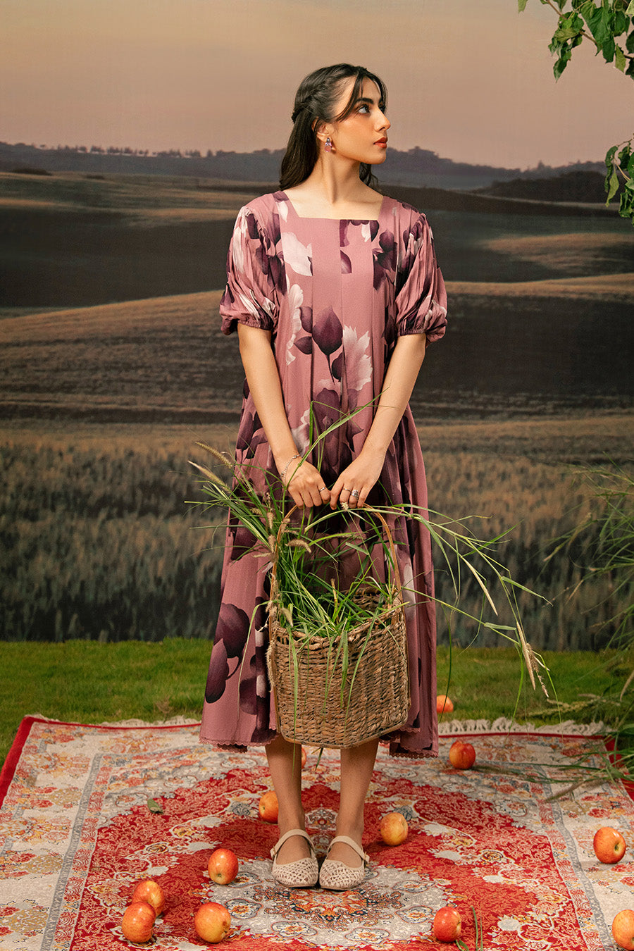 3 Pc Unstitched Embroidered Arabic Lawn Suit